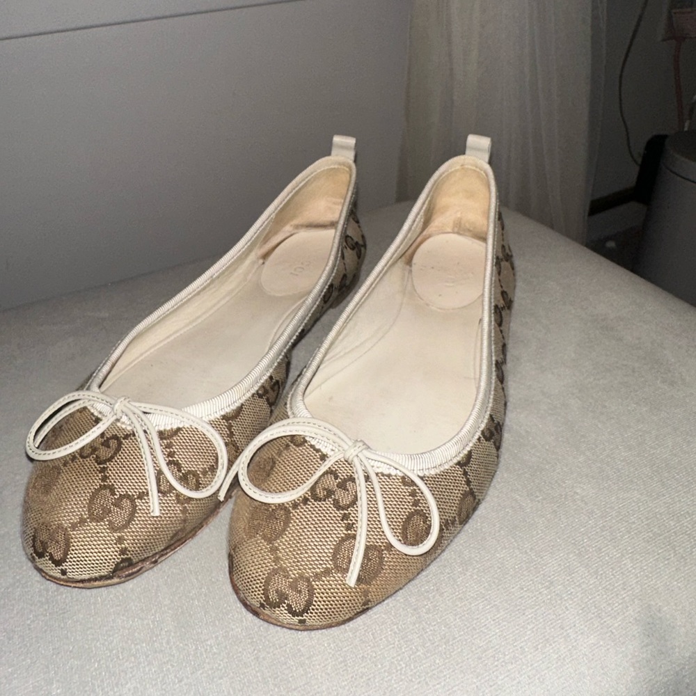 GUCCI Ali Original GG Canvas Ballerina